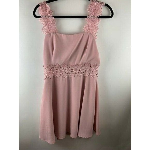 LuLus Womens Size Large Dress Dusty Pink Lace Fit N Flare - Picture 1 of 7